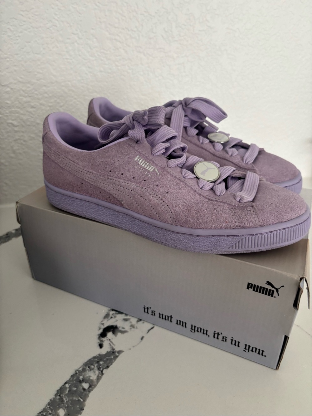 PUMA Suede Heart Lavender Women's Sneakers size 8 women like new